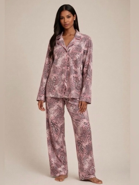 SKIMS Other - SKIMS Pink Animal Print Pajama Set size Medium
